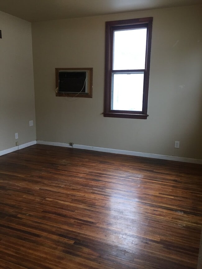 Building Photo - 1026 Fulton St