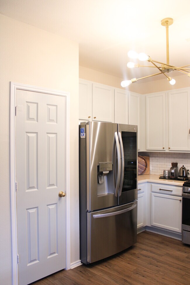 pantry door - 1607 Kemah Dr