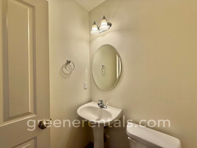 Building Photo - 2BR/2.5BA Condo in Horizon Pointe