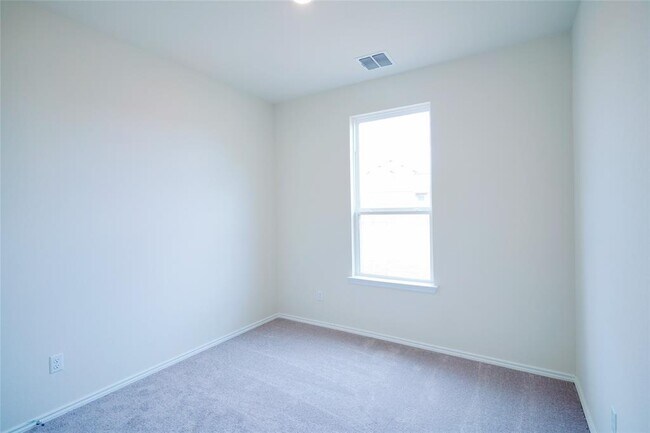 Building Photo - 145 Cocao Ct