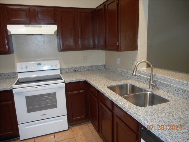 Building Photo - 12716 Hill Branch Dr