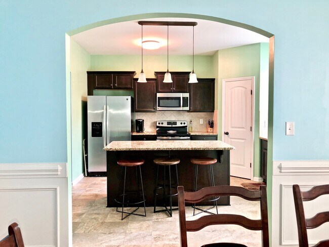 Building Photo - 4 Bedroom, 2.5 Bath in Trotters Bluff in Harnett County Close to Bragg!