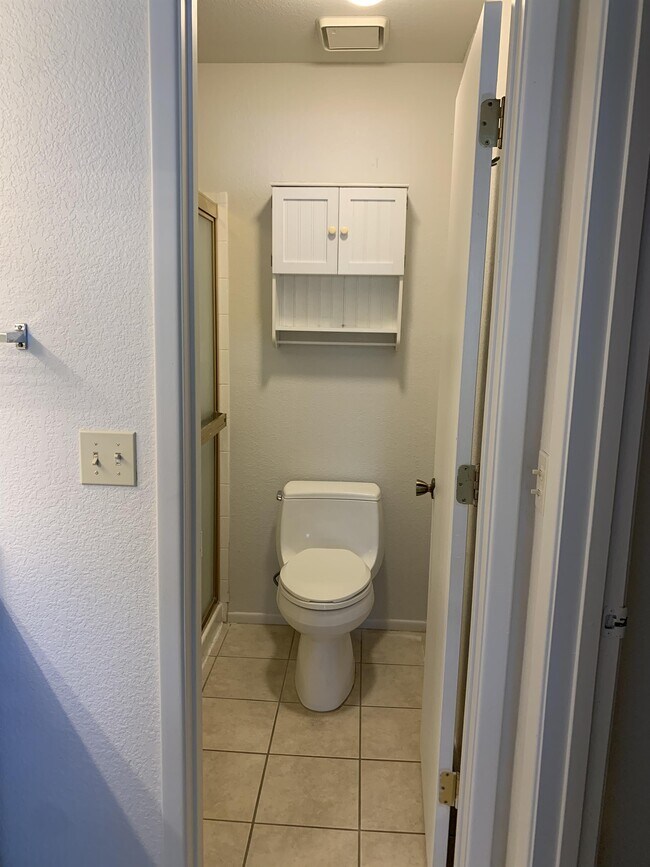 Building Photo - 2182 N Pantano Rd