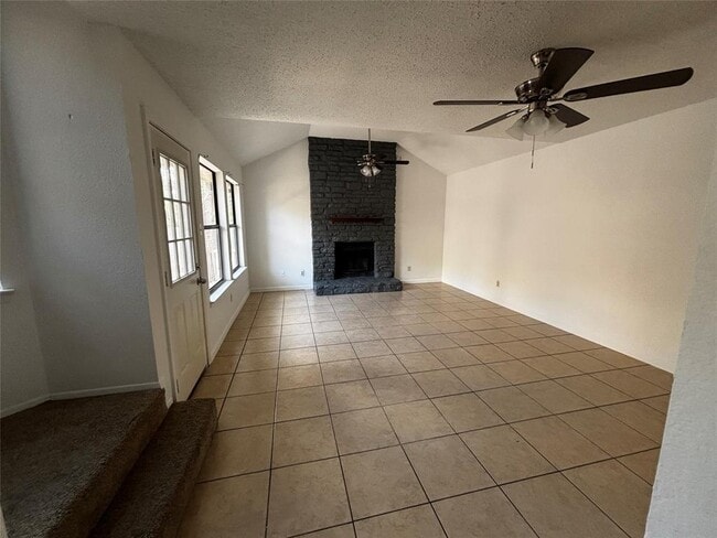 Building Photo - 12413 Deer Falls Dr
