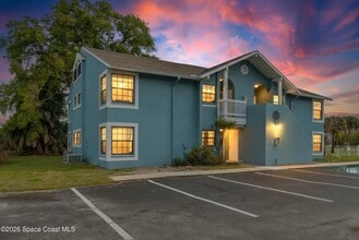 Building Photo - 2109 Hidden Grove Ln