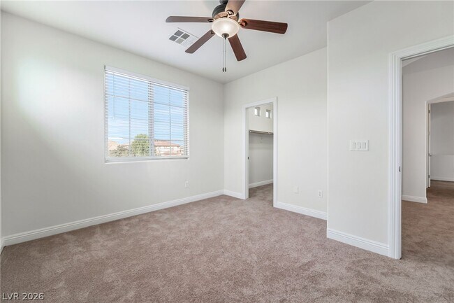 Building Photo - 536 Copper View St