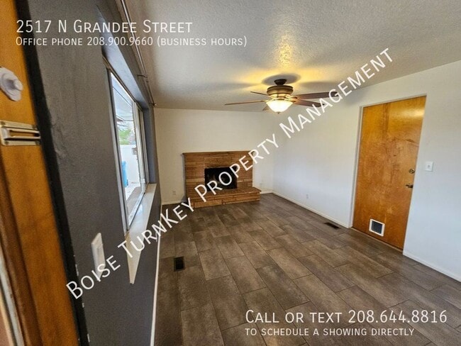Building Photo - 2517 N Grandee St