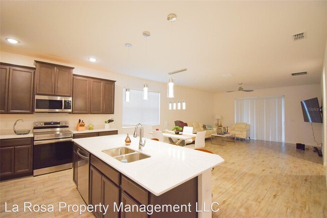 Building Photo - 4 br, 2 bath House - 243 MIRO DR