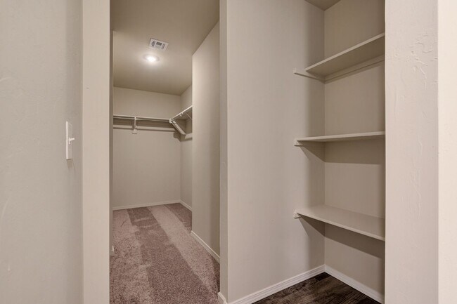 Building Photo - BRAND NEW! 4 Bed 2 Bath Home in Newcastle!