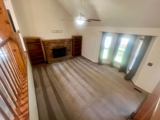 Building Photo - Who is looking for a New Kitchen?