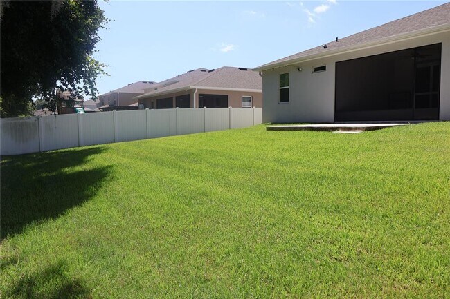 Building Photo - 5033 SW 56th St