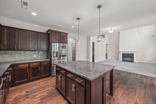 Building Photo - Spectacular 5 Bedrm, 3.5 Bath in the gated...