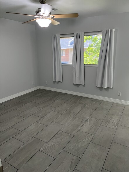 2nd Floor Master Bedroom, Brand New Tile & Grout Floor, New Baseboard & Molding, New Curtains, Paint - 4444 E Belleview St