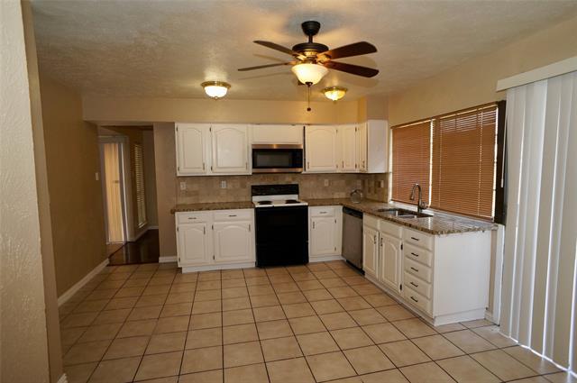 Building Photo - 4916 Crawford Dr