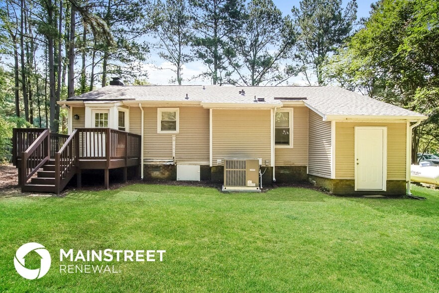 Building Photo - 108 S Bend Dr