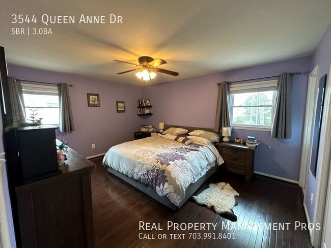 Building Photo - 3544 Queen Anne Dr