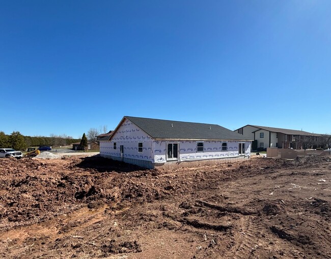 Building Photo - 1738-1740 Eldorado Dr