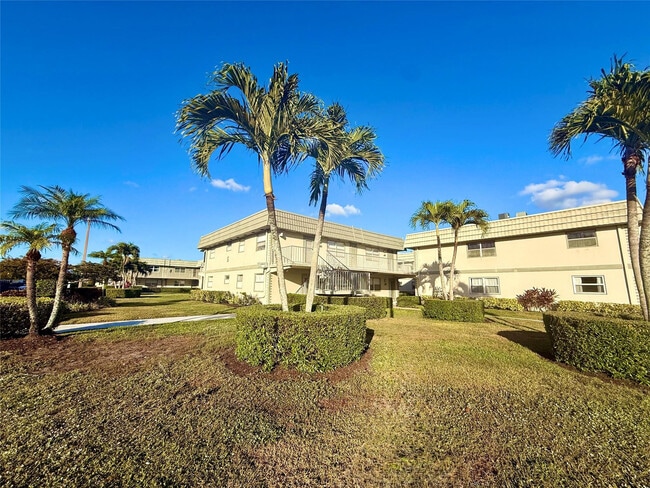 Building Photo - 195 Flanders Dr