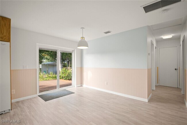 Building Photo - 13014 Seventh St