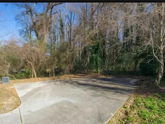 Building Photo - 1021 Ada Ave NW