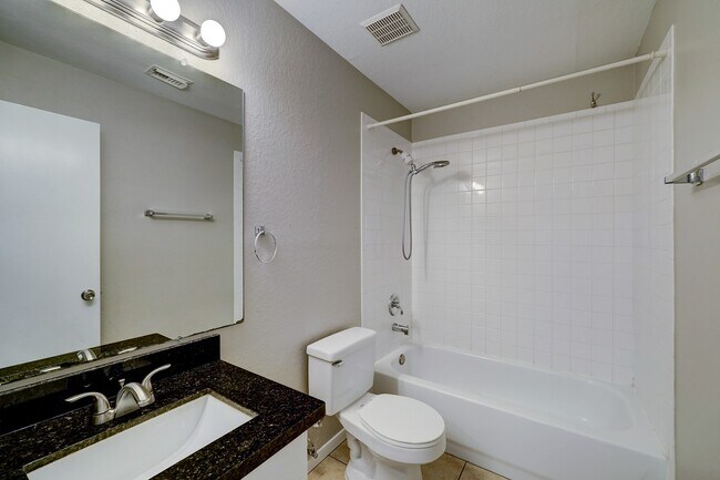 Building Photo - 15529 Aiken Ln