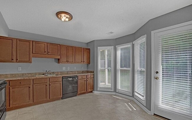 Building Photo - NOW AVAILABLE!!