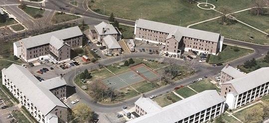 Primary Photo - Barker Circle - Building 287