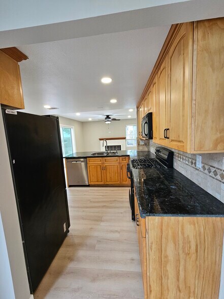 Building Photo - 12566 Salmon River Rd