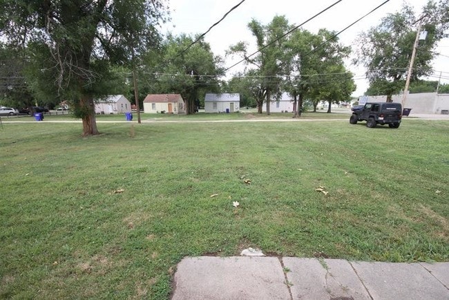 Building Photo - 324 W Home St