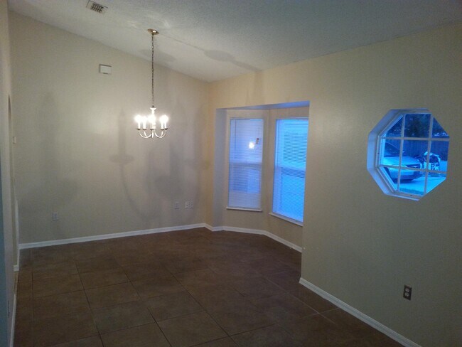 Building Photo - 221 Cobalt Dr