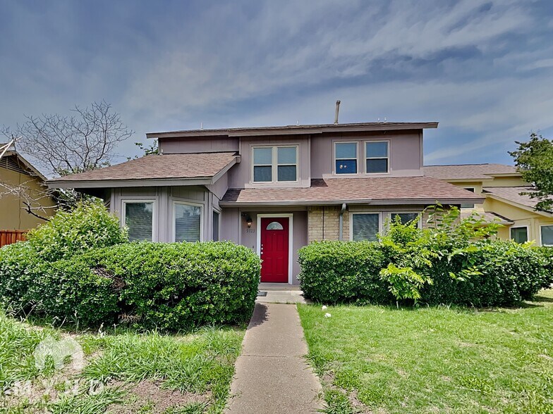 Primary Photo - 9723 Summerwood Cir