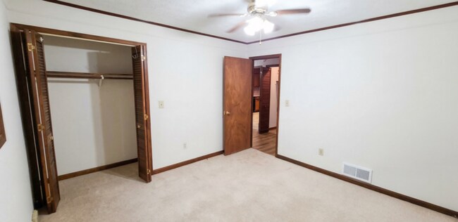 Building Photo - Beautiful Ranch Style Home!