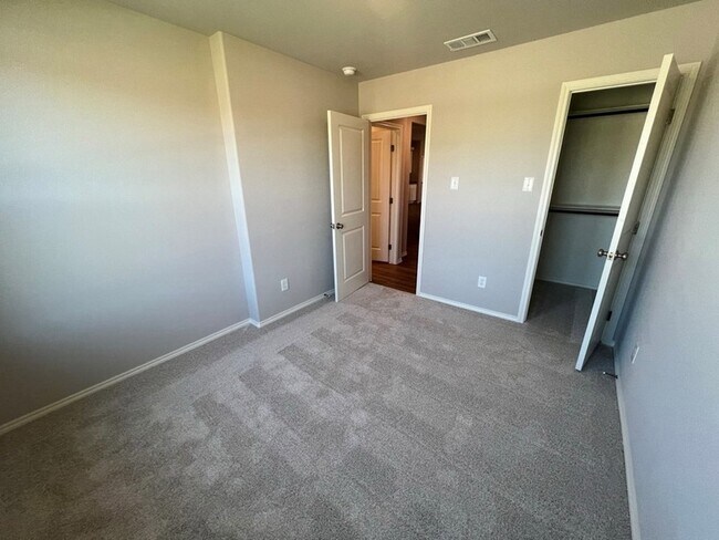 Building Photo - 7216 E County Rd 99