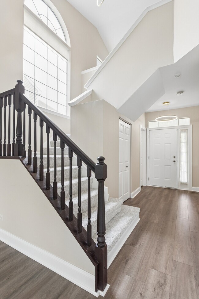 Building Photo - 8167 Ripple Ridge
