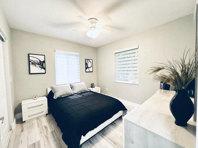 Building Photo - 210 NW 126th St