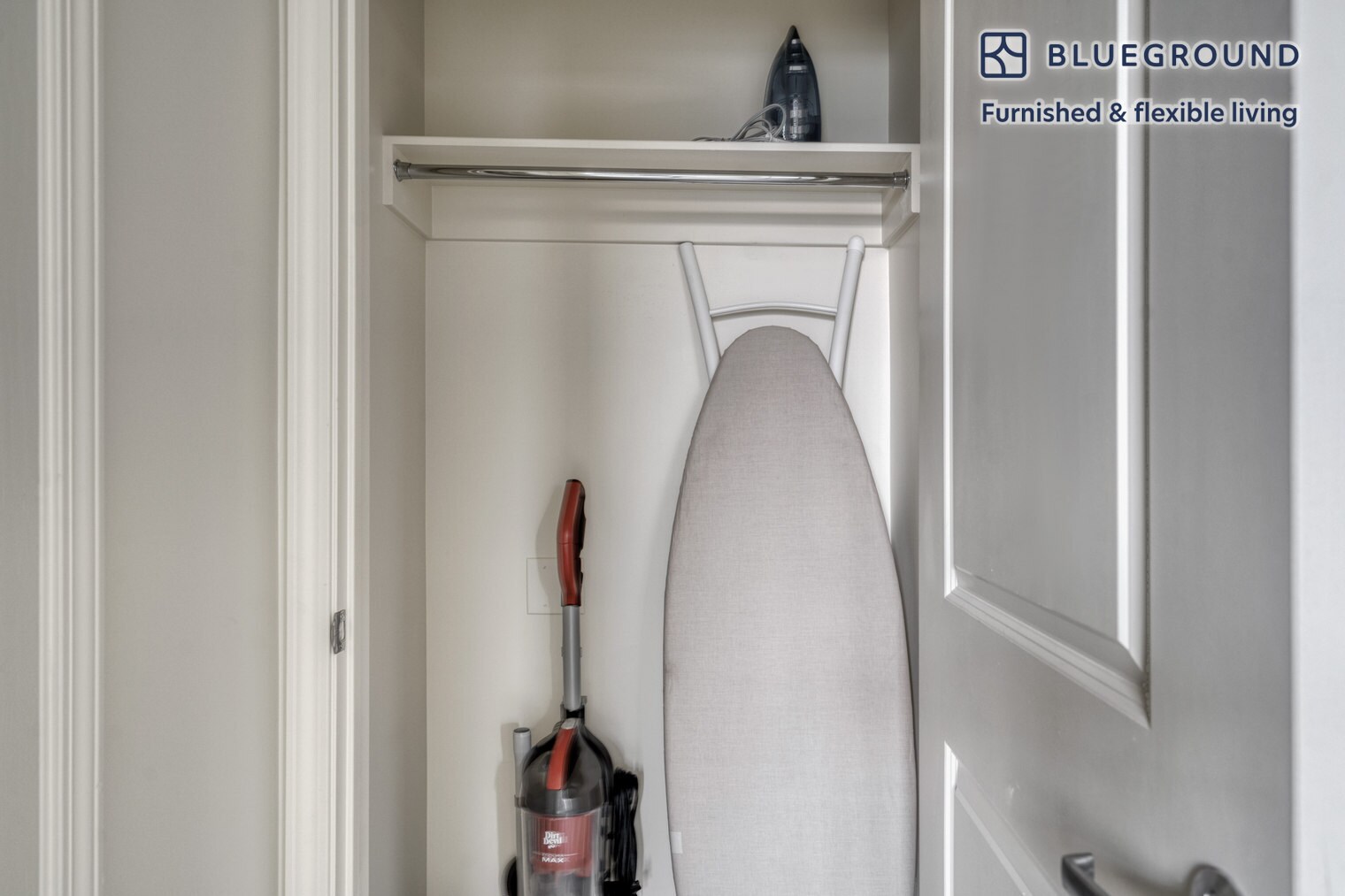 Building Photo - 2865 Park Blvd