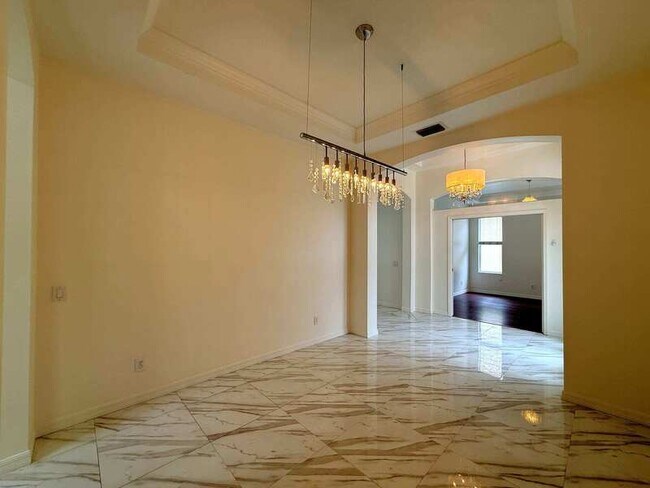 Building Photo - 9512 Greenpointe Dr