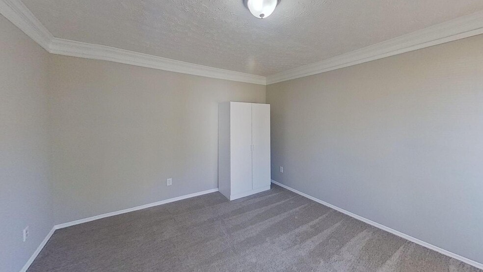 Building Photo - Spacious Lithonia Gem in a Quiet Community