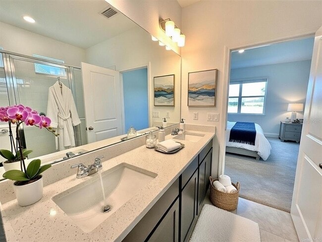 Building Photo - 2104 Axel St