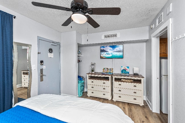 Building Photo - 7200 N Ocean Blvd