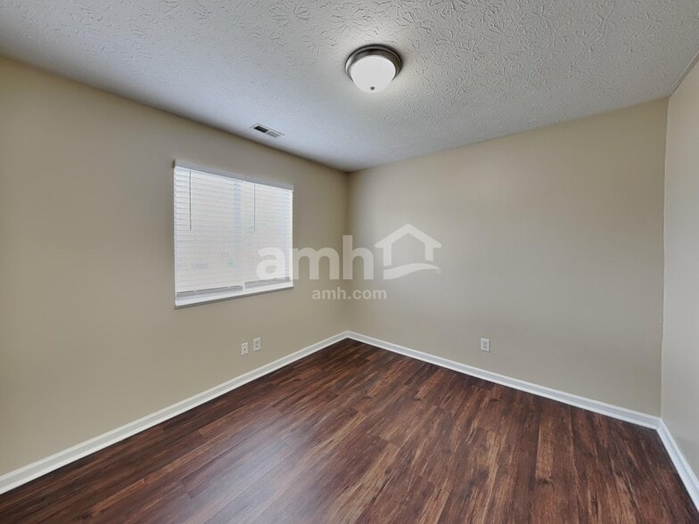 Building Photo - 6580 Dunsdin Dr