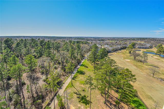Building Photo - 2801 Wexford Dr
