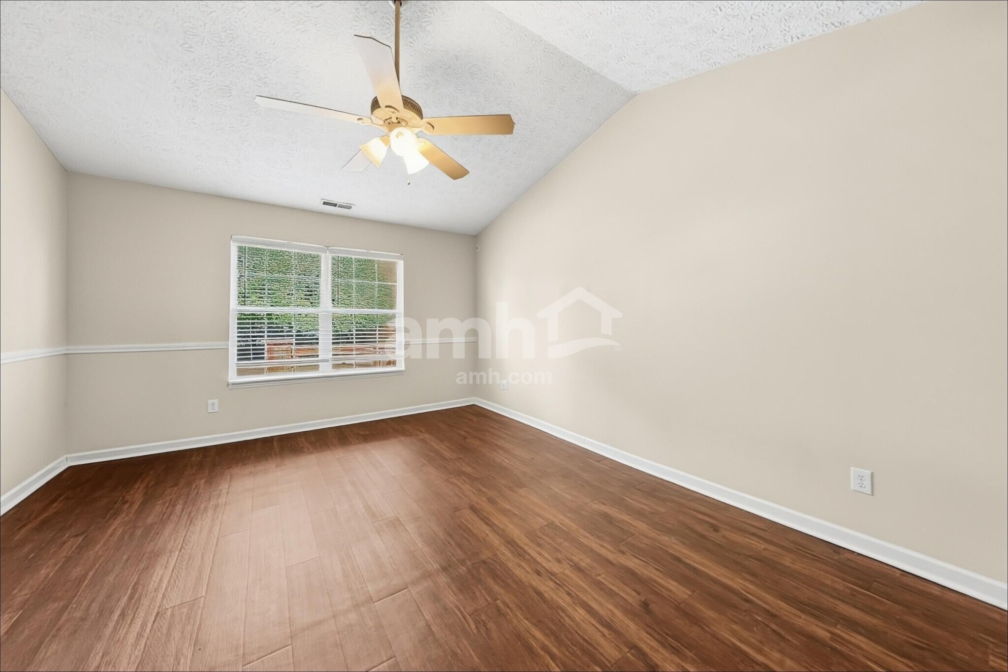Building Photo - 13227 Summerwood Ln