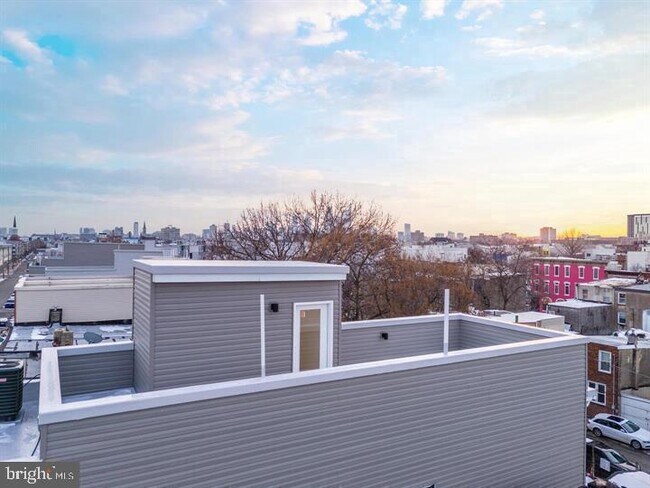 Building Photo - 2022 N 3rd St