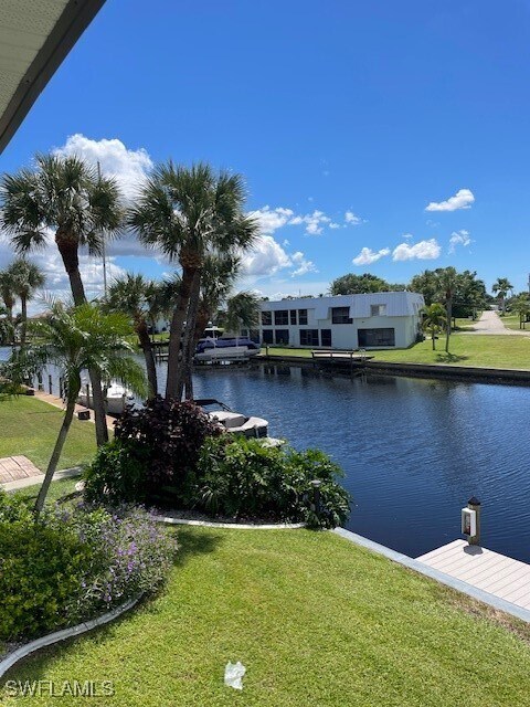 Building Photo - 632 Victoria Dr