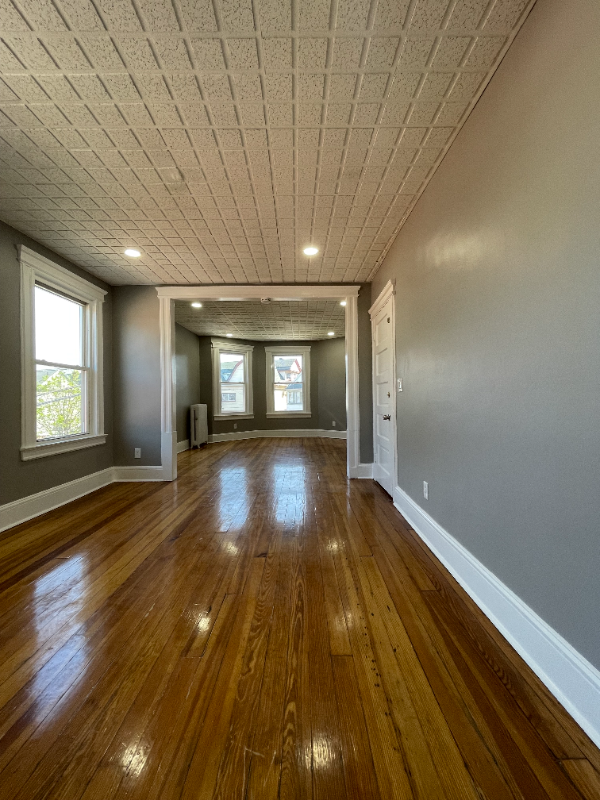 Building Photo - 42 Dehart Pl