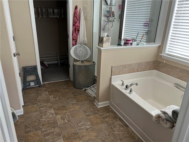 Building Photo - 3338 Castleberry Village Cir