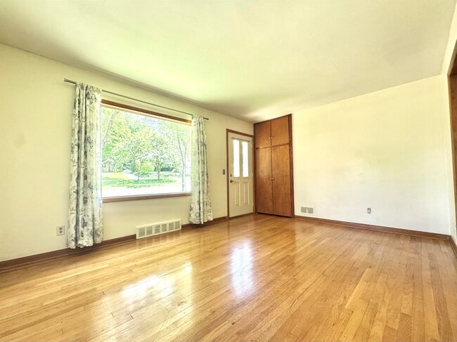 Building Photo - 222 S Midvale Blvd
