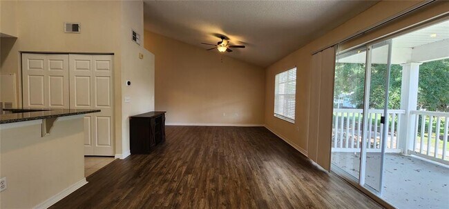Building Photo - 10000 SW 52nd Ave