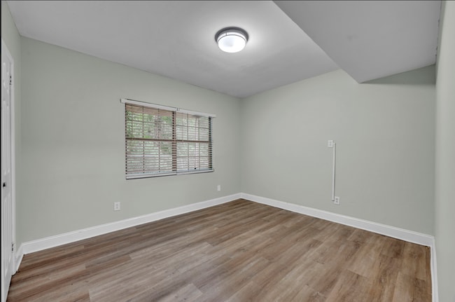 Building Photo - 3244 Warringwood Dr